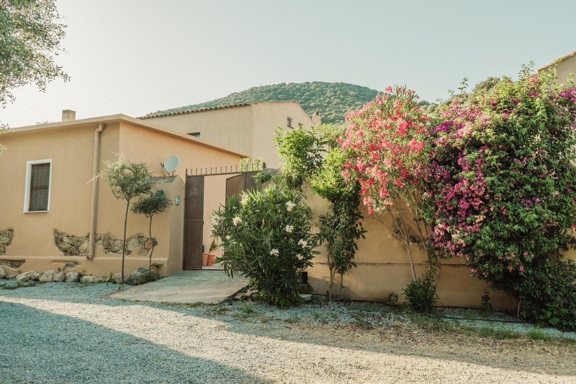 Il Casale Villa Teulada Buitenkant foto
